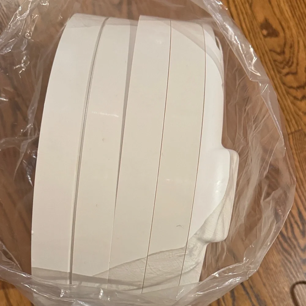 Nesco White Dehydrator & Jerky Maker - Picture 7 of 9